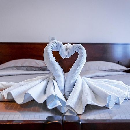 Guest House Pod Slavnikom Podgorje  エクステリア 写真
